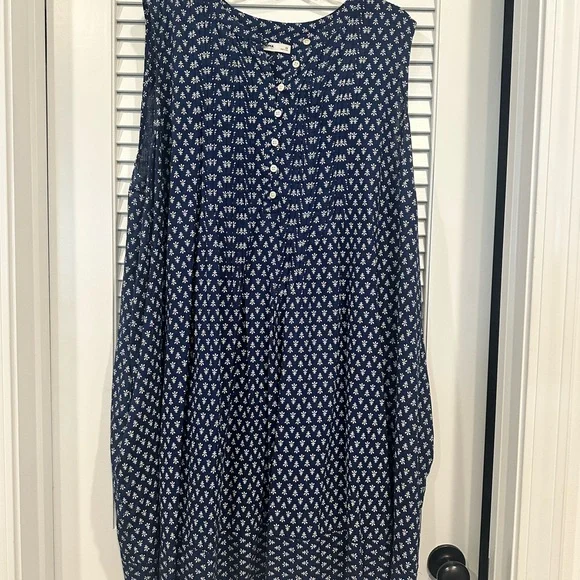 Sonoma Navy and White Sleeveless Dress - Picture 1 of 4